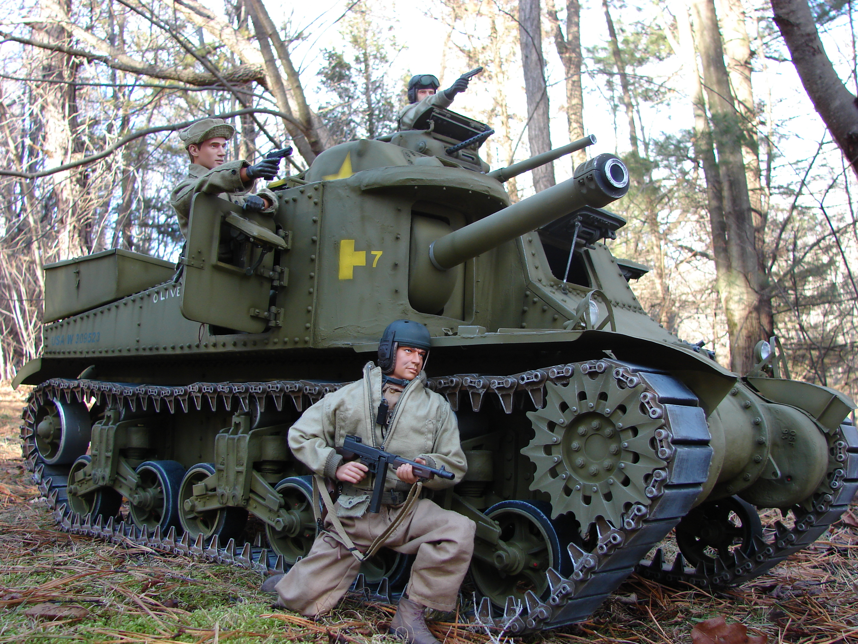 Танк ли 3. M3 танк. M3 Lee. Танка m3 Lee. Американский танк m3.